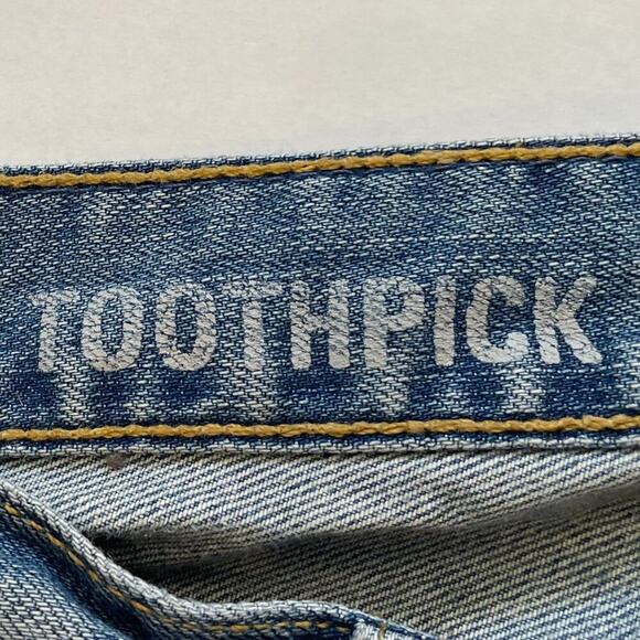 J. Crew Toothpick Jeans Mid to Low Rise, Medium Rinse/Wash, Distressed, 28 - Picture 4 of 16